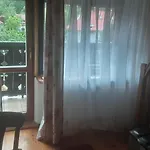 民宿 Contra *