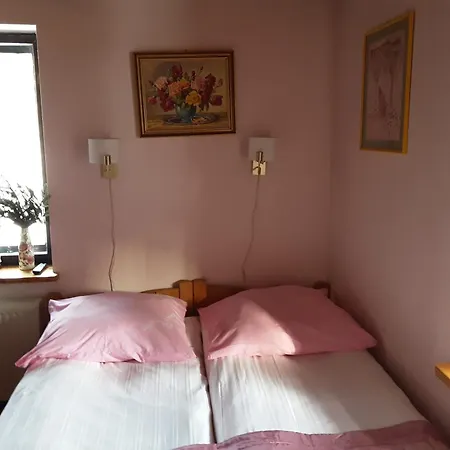 Contra Homestay szállás *